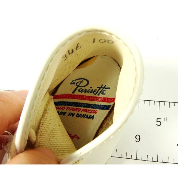 Vintage 1950s Baby Shoes White Booties w Bells Woolco Size 0 La Parisette - Picture 9 of 9